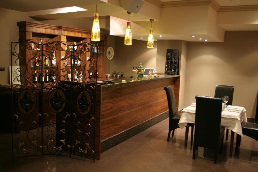 Ventura Boutique Hotel Varna ภายนอก รูปภาพ