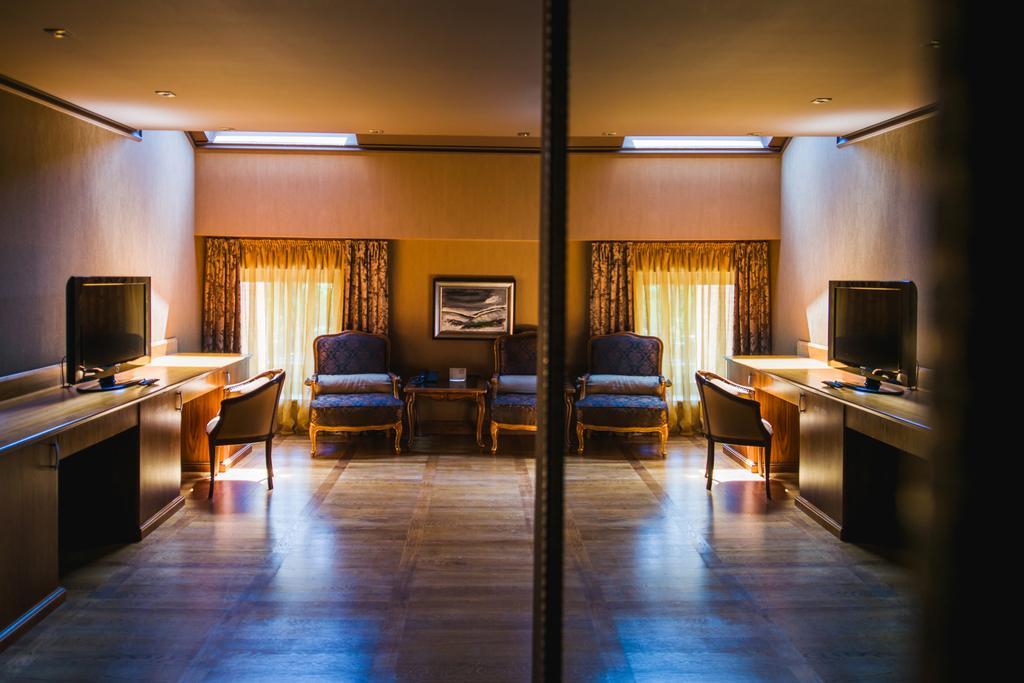 Ventura Boutique Hotel Varna ภายนอก รูปภาพ