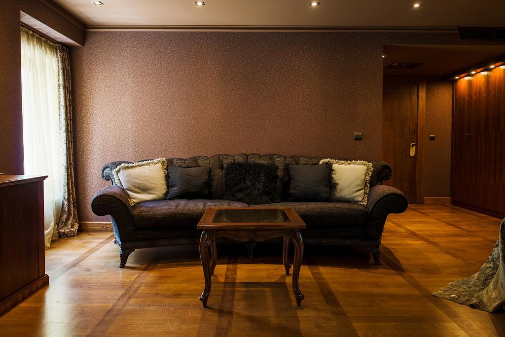 Ventura Boutique Hotel Varna ภายนอก รูปภาพ